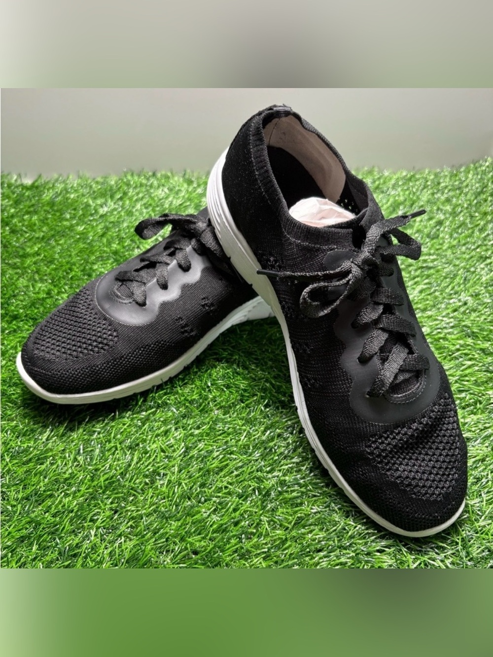 Bloch Women’s Omnia Sneaker-Size: 7.5-Color: Black/White-Preowned, EUC, Like New
